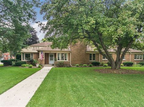 House for sale in aurora il 60506 - Get the scoop on the 103 townhomes for sale in Aurora, IL. Learn more about local market trends & nearby amenities at realtor.com®. ... Home values for zips near Aurora, IL. 60506 Homes for Sale ...